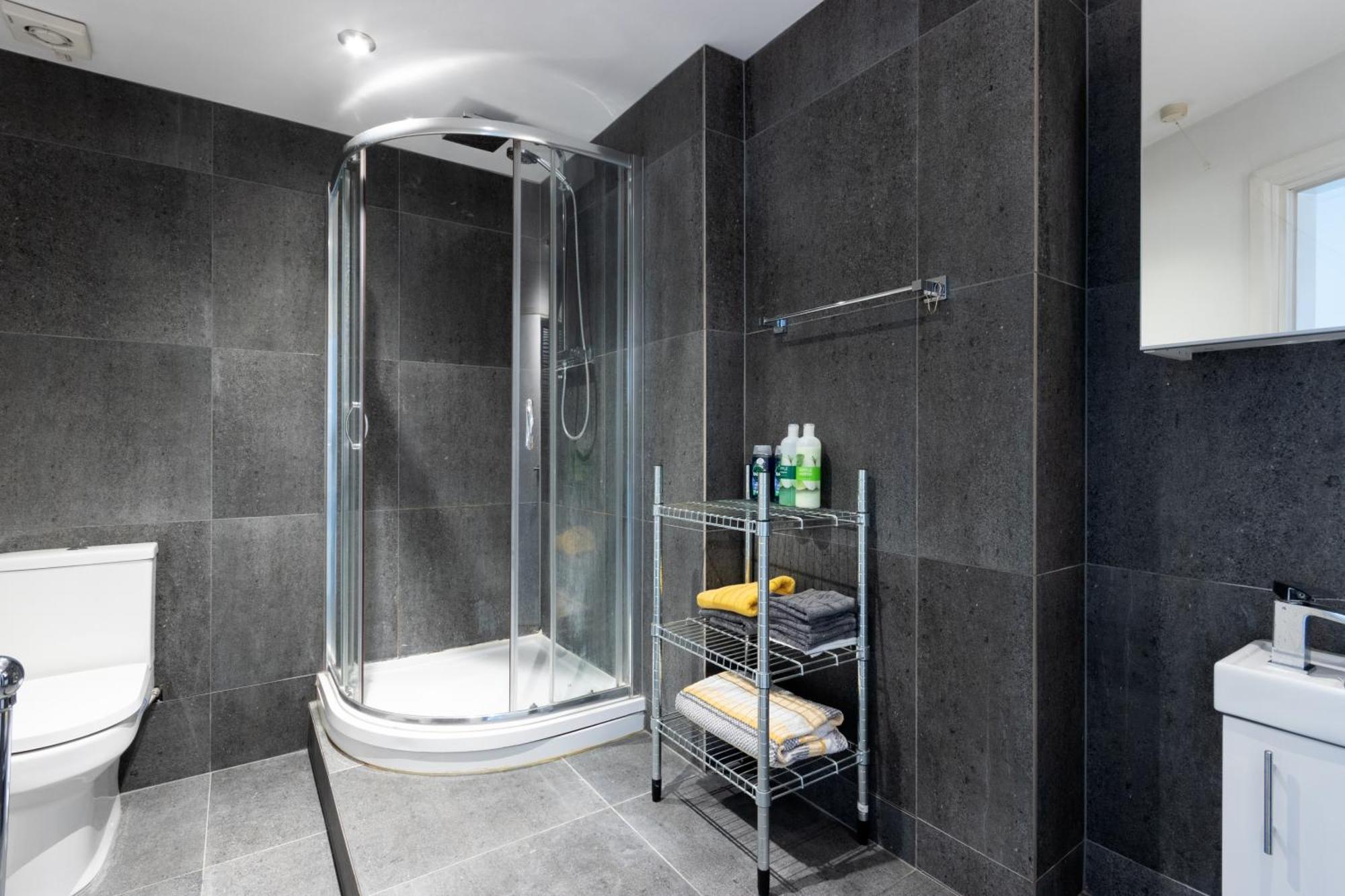 2 Bed Bethnal Green Penthouse Лондон Екстериор снимка
